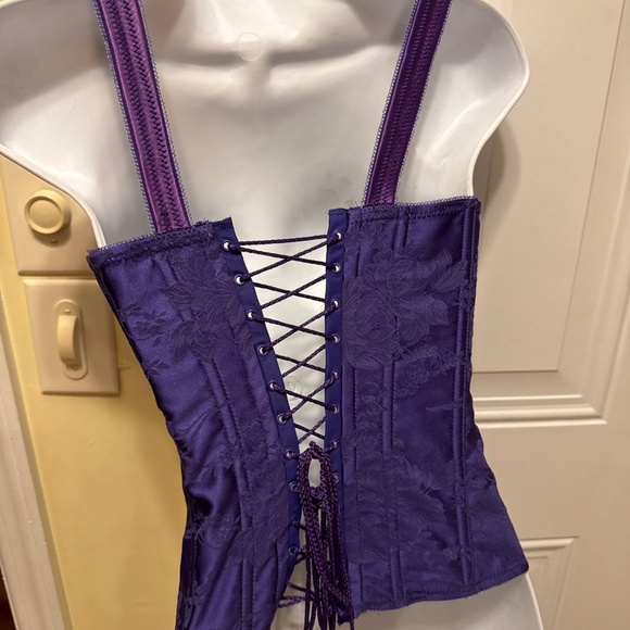 Purple corset set - Picture 2 of 4